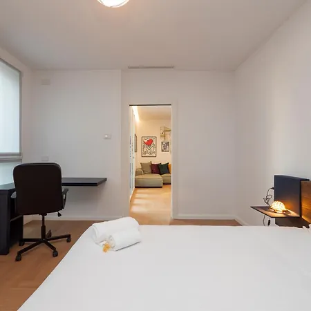 Luxury - Principe Eugenio 3 - 4 Piano Daire
